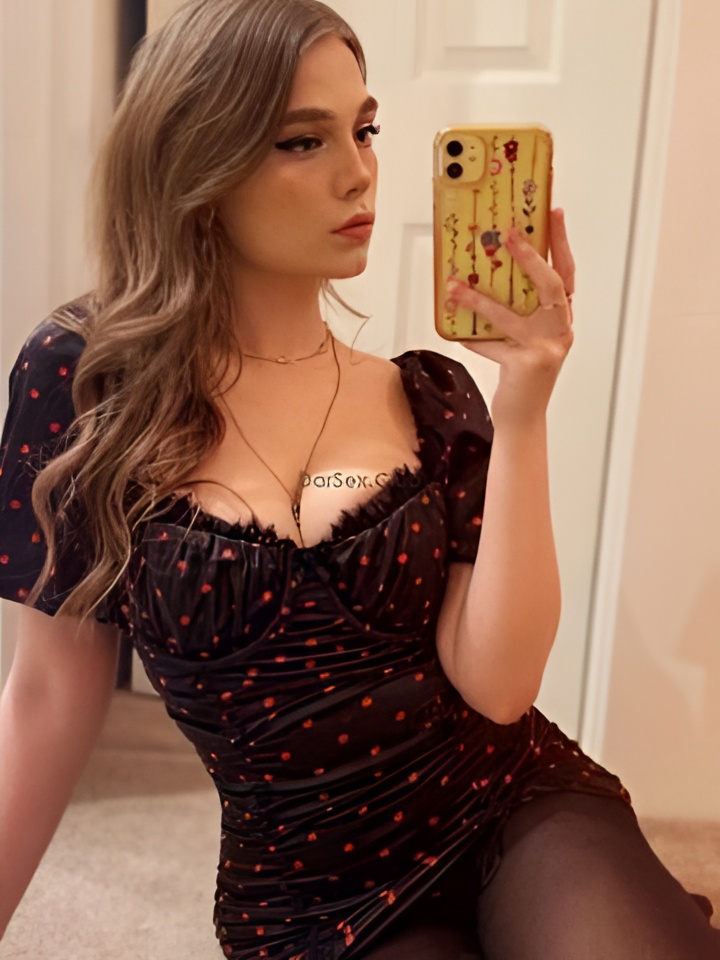 Индивидуалка Алиса, доступна для личного знакомства от 10000 руб