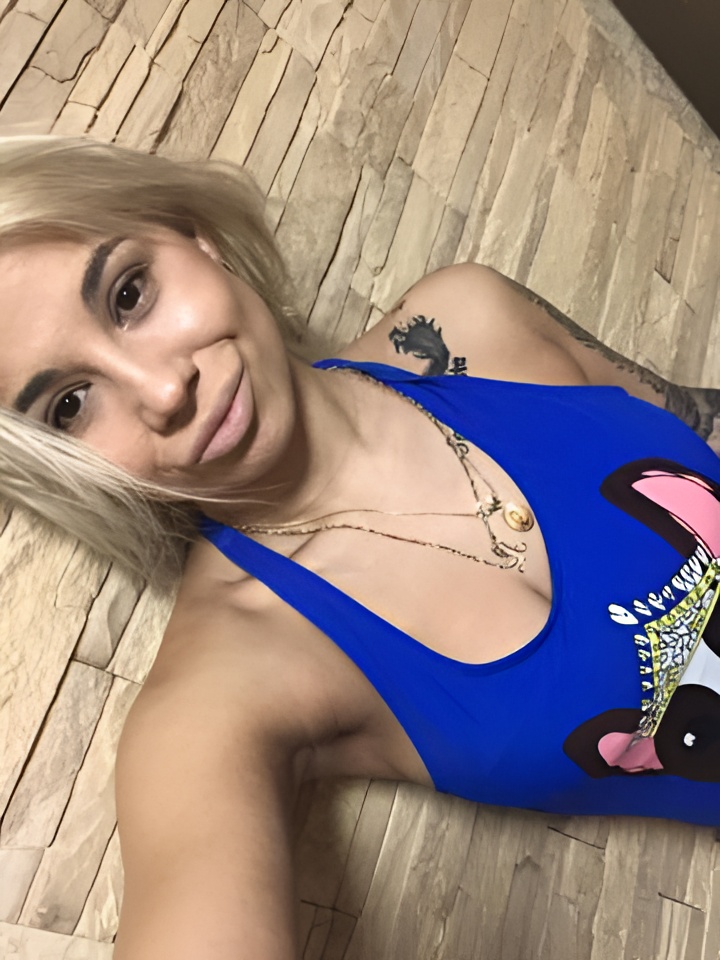 Индивидуалка Арина, доступна для личного знакомства от 10000 руб