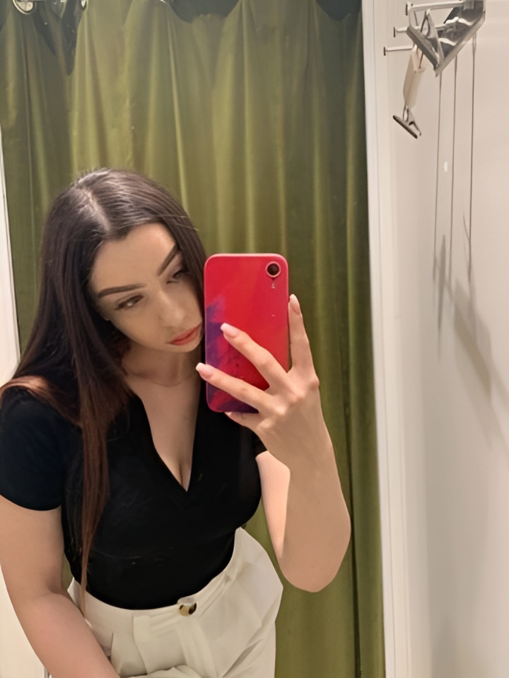 Борислава привлекательная девушка из Бийска цена от 4000 руб