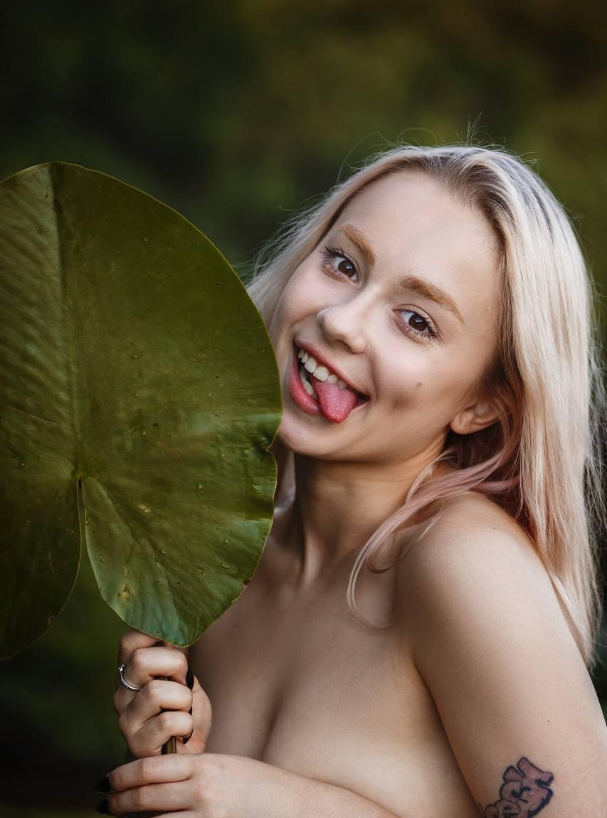 Аринка привлекательная девушка из Бийска цена от 7000 руб